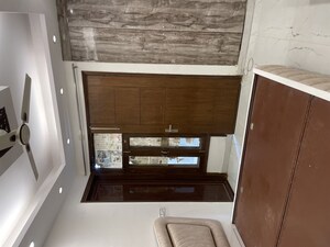 Furnished Amenities in 2 BHK Builder Floor at Saket – for Rent