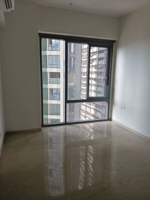 Room in 4 BHK Apartment at Piramal Mahalaxmi, Mahalaxmi – for Sale