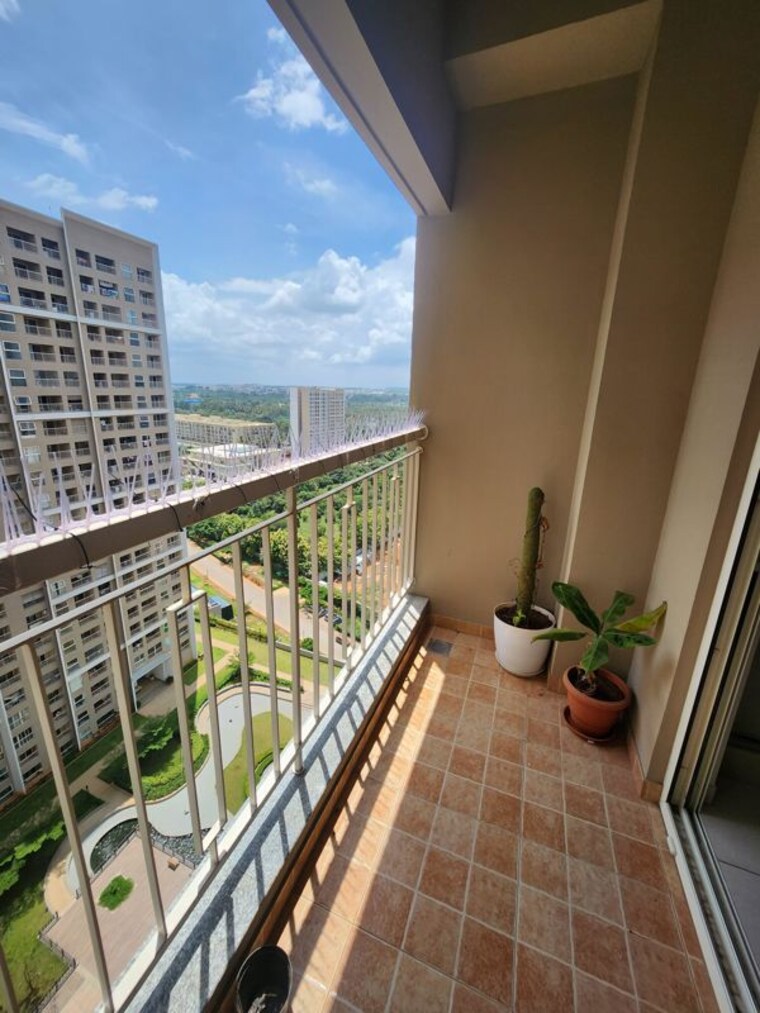 Balcony, sobha-dream-gardens 2 Bedroom 1009 Sq.Ft. Apartment In Thanisandra Main Road Bangalore 10466560