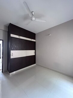 2 BHK Apartment For Rent in Kolte Patil Raaga