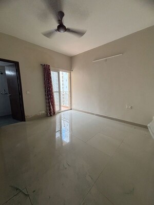 Room in 3 BHK Apartment at Paramount Emotions, Sector 1 Greater Noida – for Sale