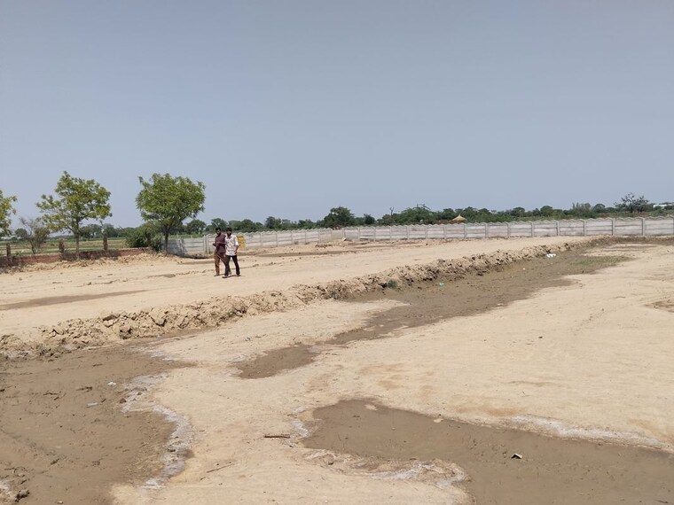 undefined, chaitanya vihar  100 Sq.Yd. Plot In Chaitanya Vihar Vrindavan 10466575
