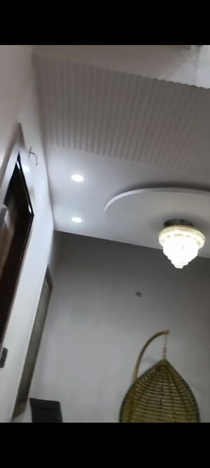 Furnished Amenities in 4 BHK Independent House at Sector 1 Wave City – for Rent