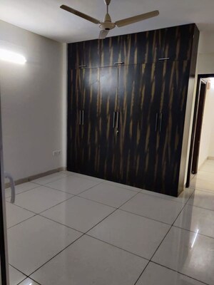Room in 5 BHK Apartment at RPS Auria, Sector 88 – for Sale
