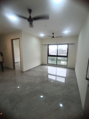 2 BHK Apartment For Rent in Ajmera Boulevard, Malad West