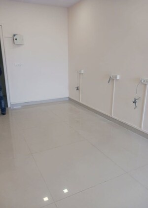 Room in  Office Space at Vikhroli West – for Rent