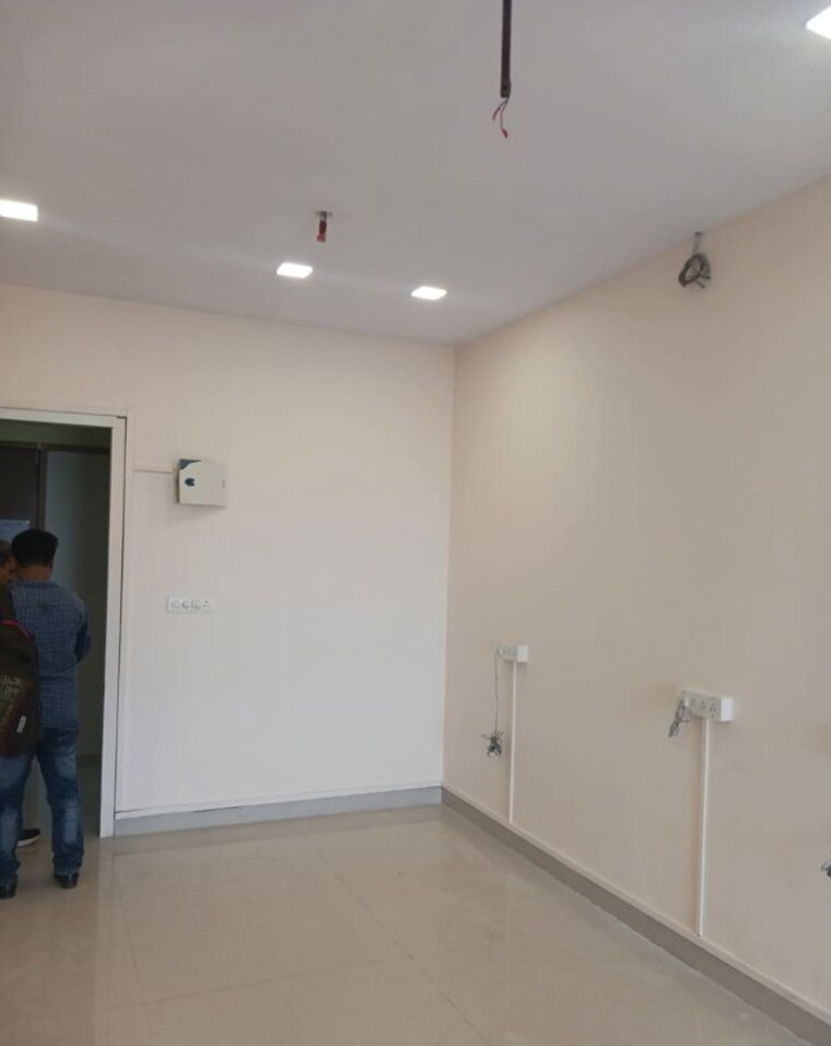 Room, vikhroli west Commercial Office Space 300 Sq.Ft. In Vikhroli West Mumbai 10466631