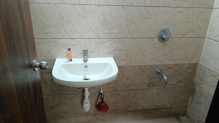 Bathroom, wakad 1 Bedroom 570 Sq.Ft. Apartment In Wakad Pune 10466633
