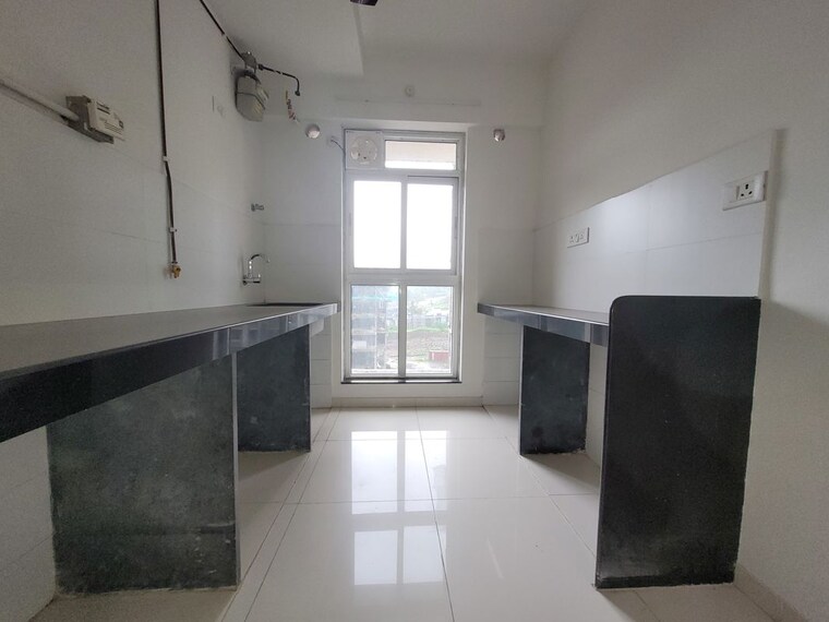 Kitchen, godrej-emerald 1.5 Bedroom 515 Sq.Ft. Apartment In Ghodbunder Road Thane 10466639