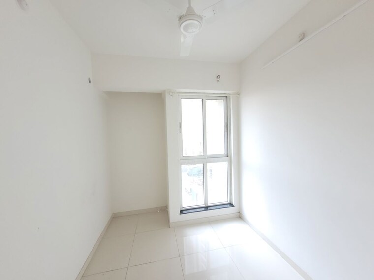 Room, godrej-emerald 1.5 Bedroom 525 Sq.Ft. Apartment In Ghodbunder Road Thane 10466624