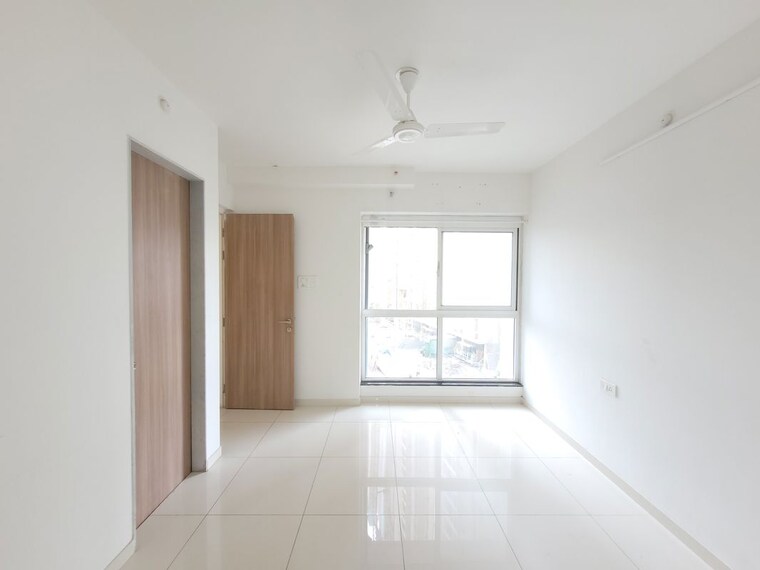 undefined, godrej-emerald 1.5 Bedroom 525 Sq.Ft. Apartment In Ghodbunder Road Thane 10466624