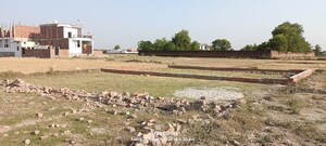 Plot Area in  Plot at Rauna Khurd – for Sale