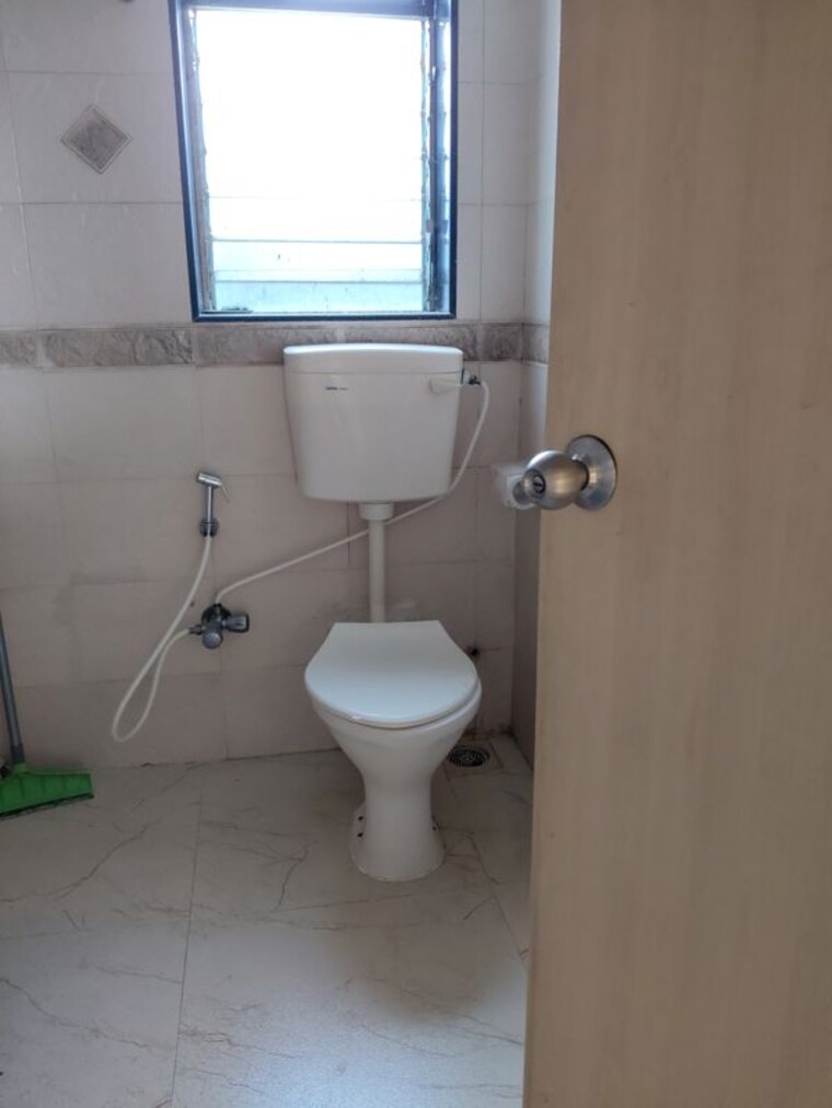 Bathroom, samarth-ashish-chs 1 Bedroom 500 Sq.Ft. Apartment In Andheri West Mumbai 10466640