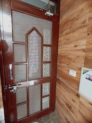 Furnished Amenities in 3 BHK Builder Floor at Preet Colony – for Sale
