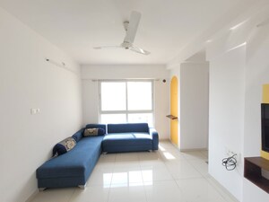 1.5 BHK Apartment For Rent in Godrej Emerald, Ghodbunder Road