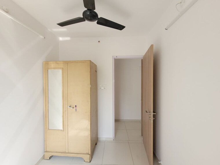 undefined, godrej-emerald 1.5 Bedroom 530 Sq.Ft. Apartment In Ghodbunder Road Thane 10466669