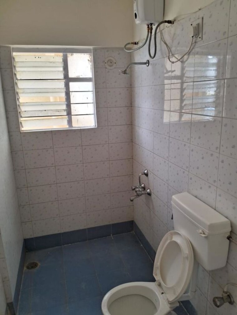 Attached Bathroom, kumar-surakasha-chs 3 Bedroom 1450 Sq.Ft. Apartment In Kondhwa Pune 10466676