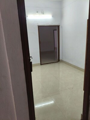 Room in 2 BHK Apartment at Ashish Apartments, East Marredpally – for Sale