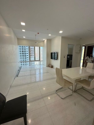Living Room in 3 BHK Apartment at Mahalaxmi Racecourse – for Sale