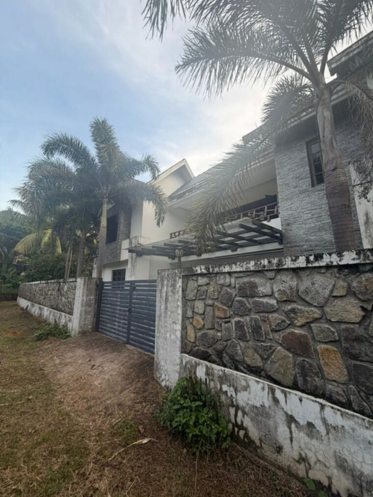 Exterior View, punkunnam 5 Bedroom 4000 Sq.Ft. Independent House In Punkunnam Thrissur 10466781