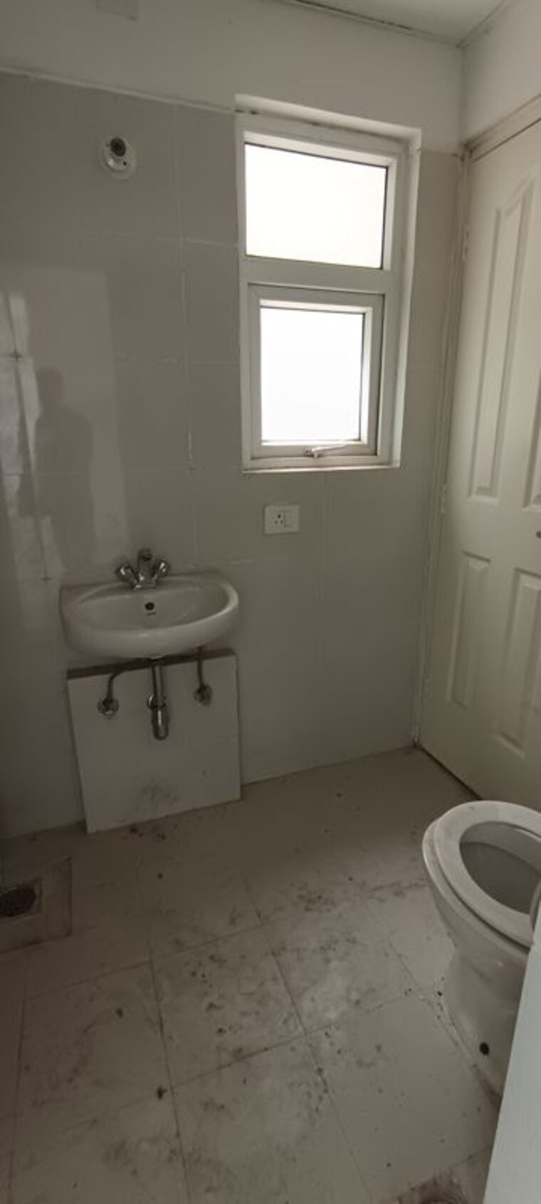 Bathroom, bptp-parkland-pride 3 Bedroom 230 Sq.Ft. Builder Floor In Sector 77 Faridabad 10466795