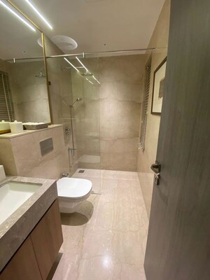 Bathroom in 3 BHK Apartment at Mahalaxmi Racecourse – for Sale