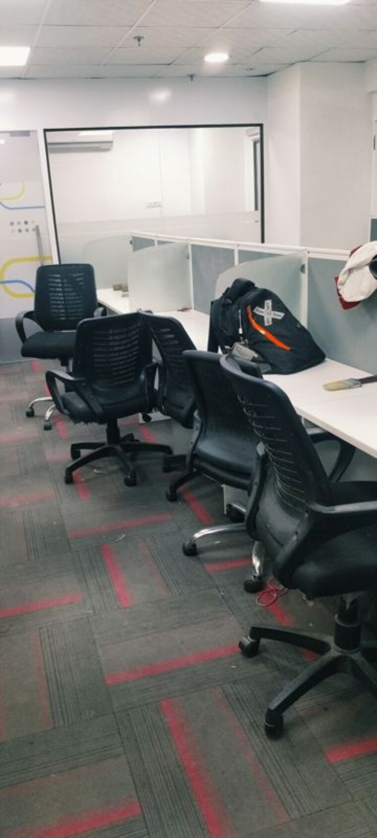 Team Area, netaji subhash place Commercial Office Space 2000 Sq.Ft. In Netaji Subhash Place Delhi 10466823