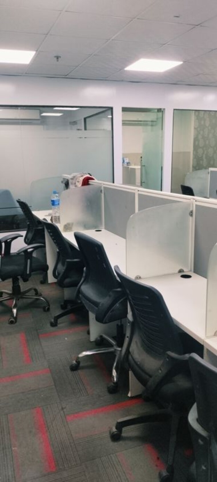 Team Area, netaji subhash place Commercial Office Space 2000 Sq.Ft. In Netaji Subhash Place Delhi 10466823