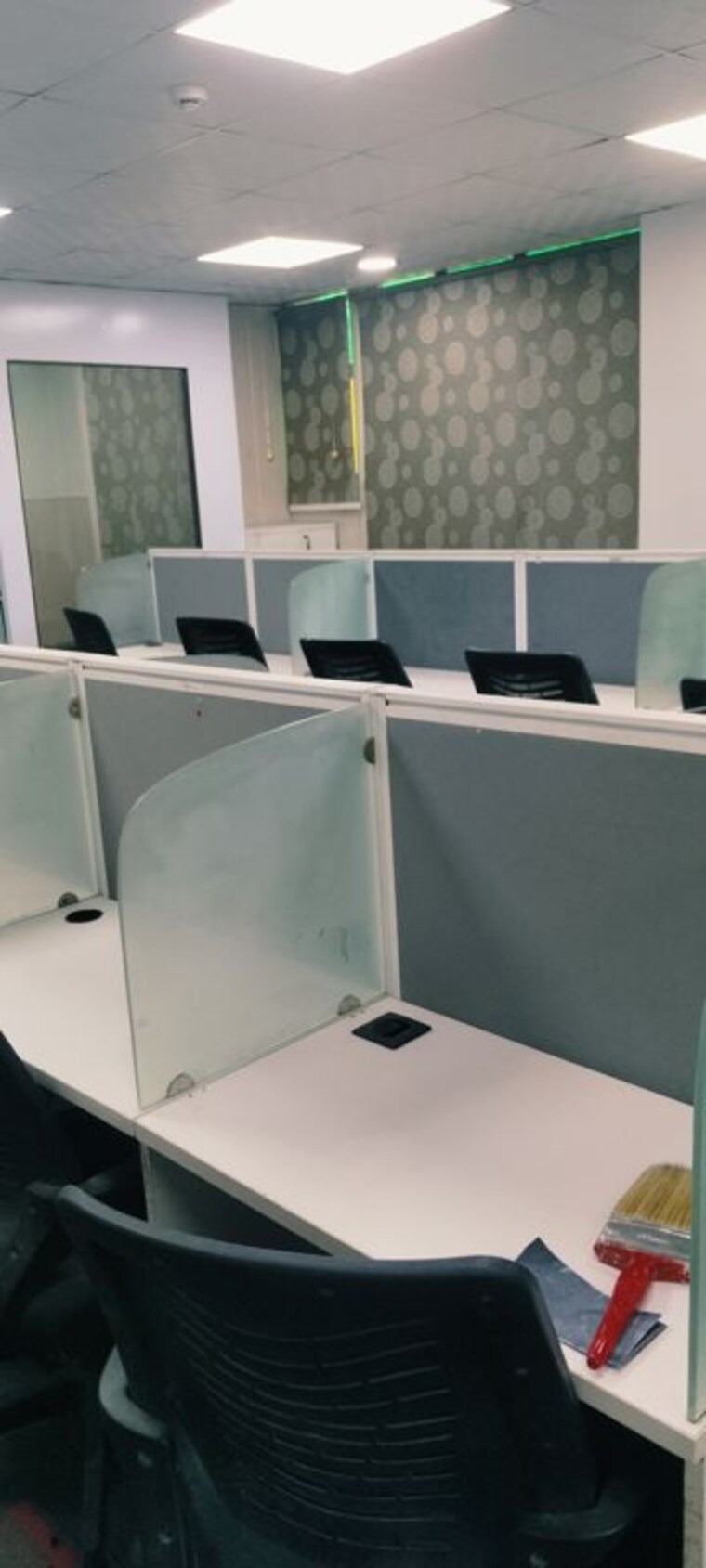 Team Area, netaji subhash place Commercial Office Space 2000 Sq.Ft. In Netaji Subhash Place Delhi 10466823