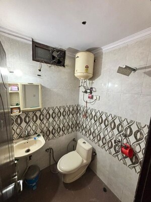 Team Area in 2 BHK Builder Floor at Malviya Nagar – for Rent
