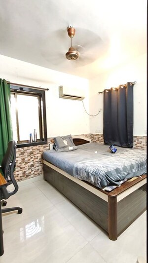1 BHK Apartment For Rent in New Gitanjali CHS, Malad East