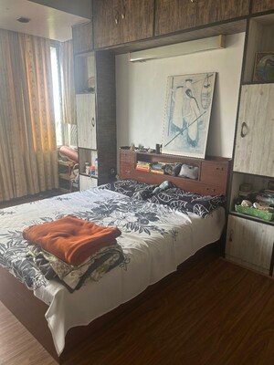 3 BHK Apartment For Sale in Marine Drive