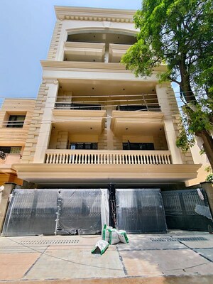 4 BHK Builder Floor For Sale in Sector 47