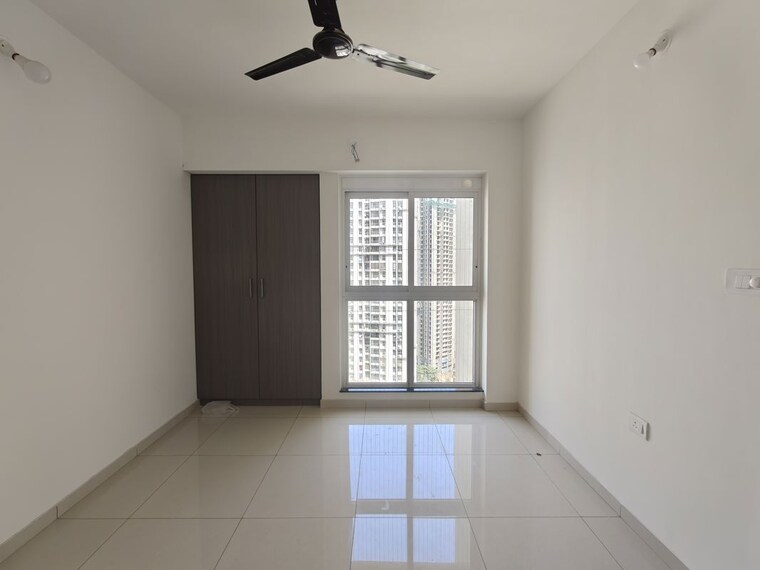 Room, godrej-emerald 3 Bedroom 927 Sq.Ft. Apartment In Ghodbunder Road Thane 10466918