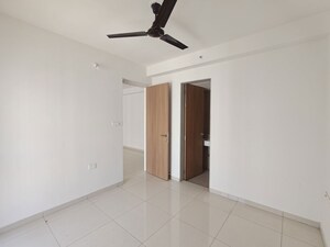 Room in 3 BHK Apartment at Godrej Emerald, Ghodbunder Road – for Rent