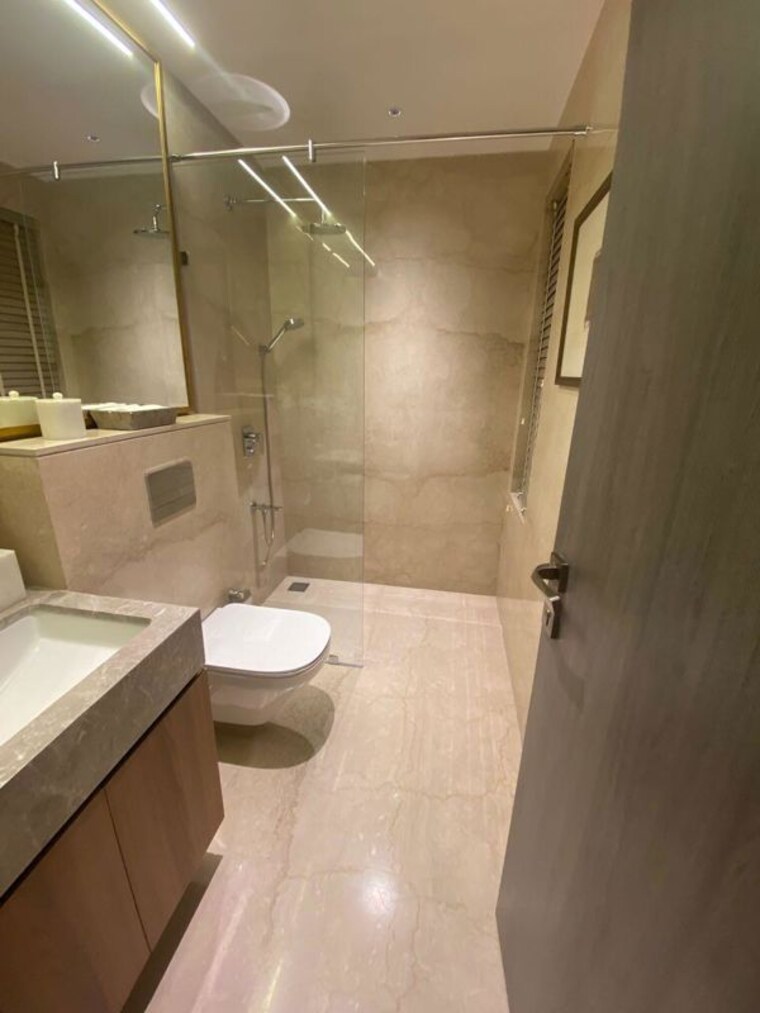 Bathroom, mahalaxmi racecourse 2 Bedroom 790 Sq.Ft. Apartment In Mahalaxmi Racecourse Mumbai 10466927