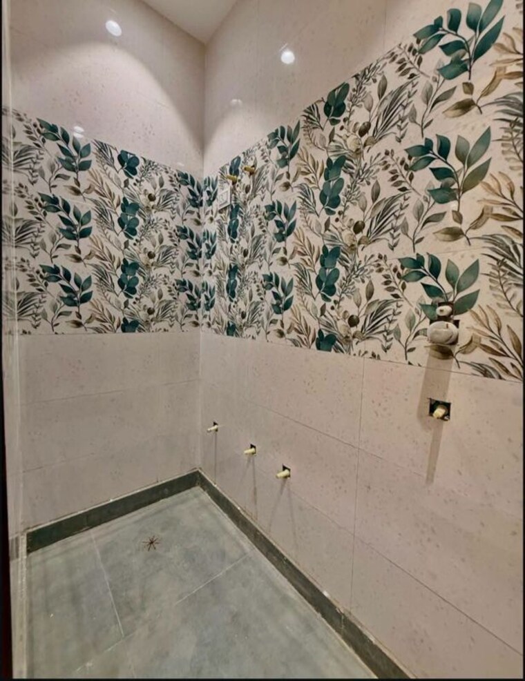 Bathroom, nawada 2 Bedroom 450 Sq.Ft. Independent House In Nawada Delhi 10466938