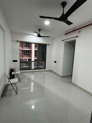 Room in 2 BHK Apartment at Wadhwa TW Gardens, Kandivali East – for Rent