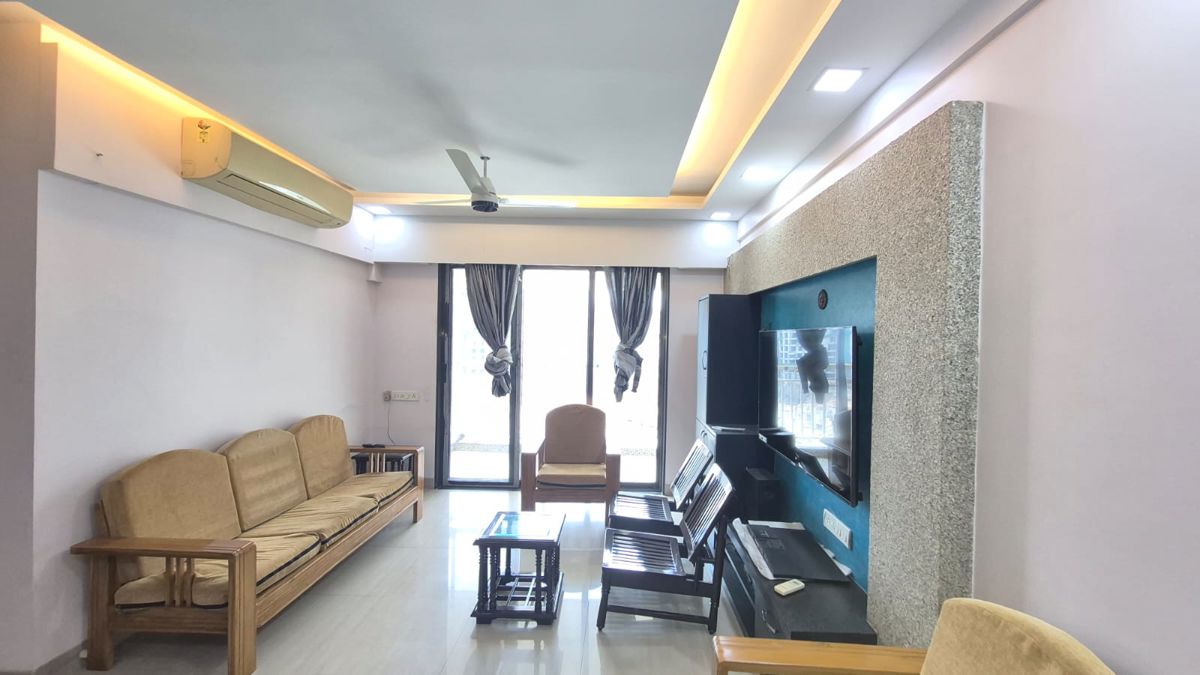3.5 BHK + Servant Room 1150 Sq.Ft. Apartment in Neelam Senroofs