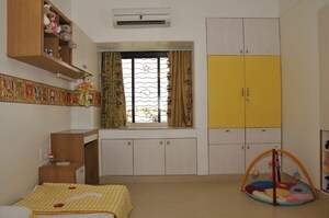 Living Room in 2 BHK Apartment at Katwaria Sarai – for Rent