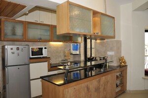 Kitchen in 2 BHK Apartment at Katwaria Sarai – for Rent