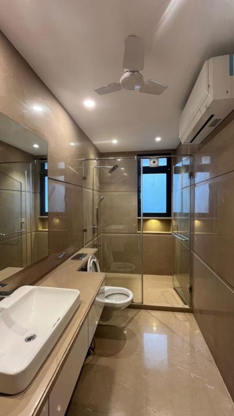 Kitchen, sushant lok i 4 Bedroom 300 Sq.Yd. Builder Floor In Sushant Lok I Gurgaon 10466931