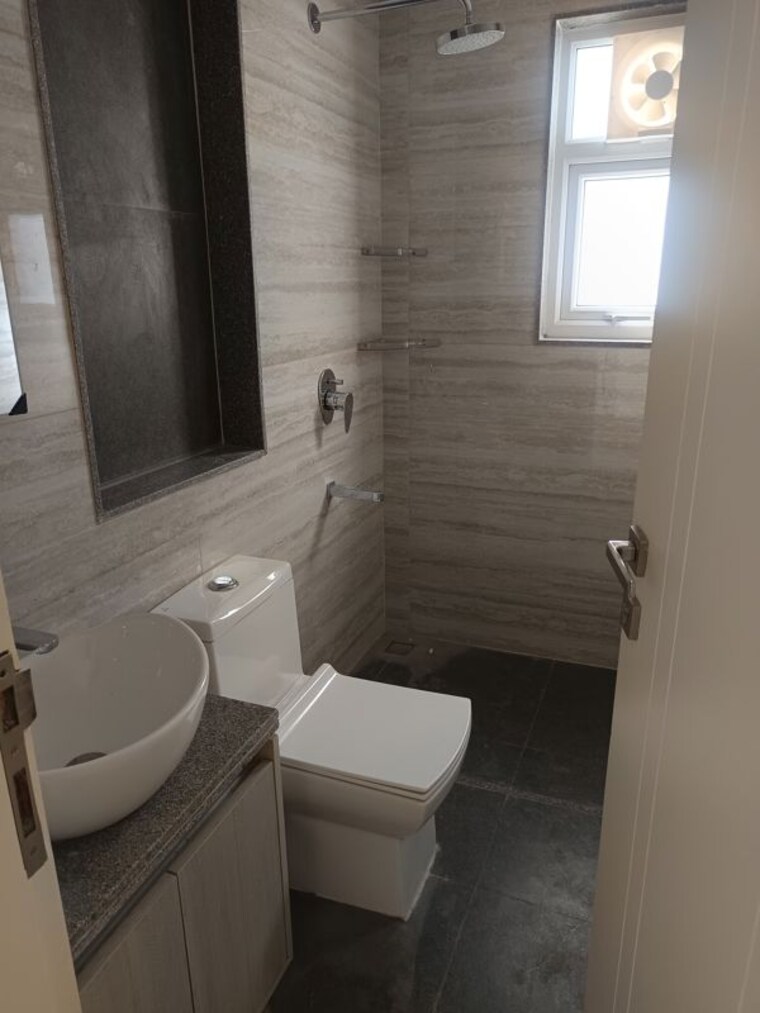 Bathroom, central-park-cerise-suites 2.5 Bedroom 1210 Sq.Ft. Builder Floor In Sohna Sector 33 Gurgaon 10466867