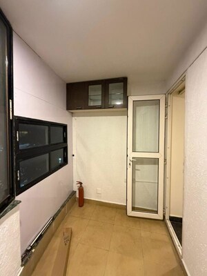 Room in 3 BHK Apartment at Mahaveer Sanctum, Old Airport Road – for Rent