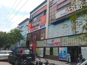  Shop For Rent in Mansarover Garden