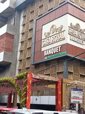  Shop – Exterior View View at Mansarover Garden - for Rent