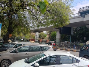  Shop – Exterior View View at Mansarover Garden - for Rent