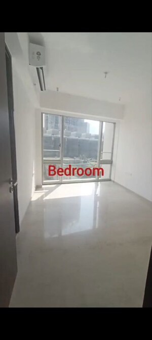 Room in 3 BHK Apartment at Lodha Kiara, Worli – for Sale