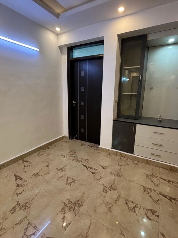 Room, dwarka 3.5 Bedroom 1600 Sq.Ft. Apartment In Dwarka Delhi 10466987