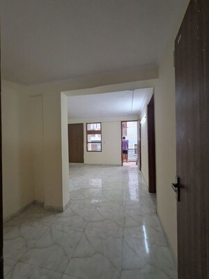 Room in 1 BHK Builder Floor at Freedom Fighters Enclave – for Rent